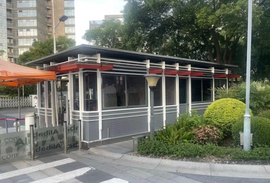 2014年兩個(gè)保安崗?fù)?經(jīng)過(guò)10年還完好無(wú)損,質(zhì)量杠杠的??！