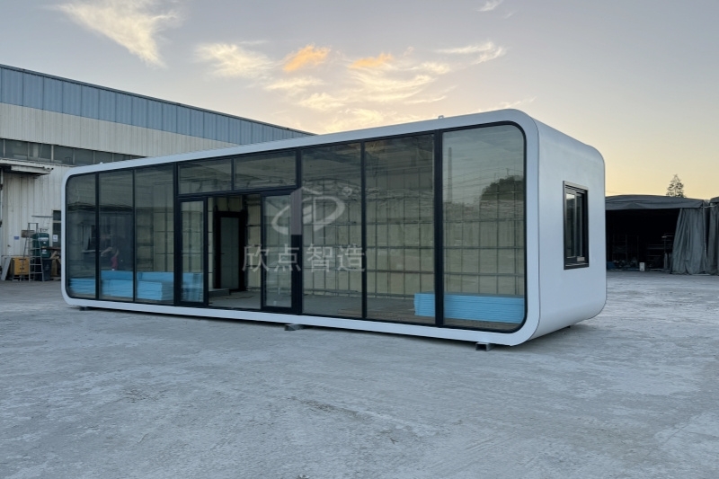 11.65m*3.5m*3m高的蘋果艙，裝車發(fā)往臺(tái)灣